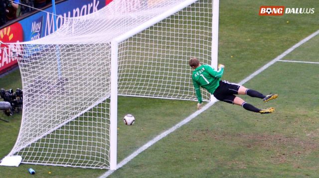 Công nghệ goal-line còn giúp trải nghiệm xem bóng đá trở nên thú vị hơn Công nghệ goal-line còn giúp trải nghiệm xem bóng đá trở nên thú vị hơn